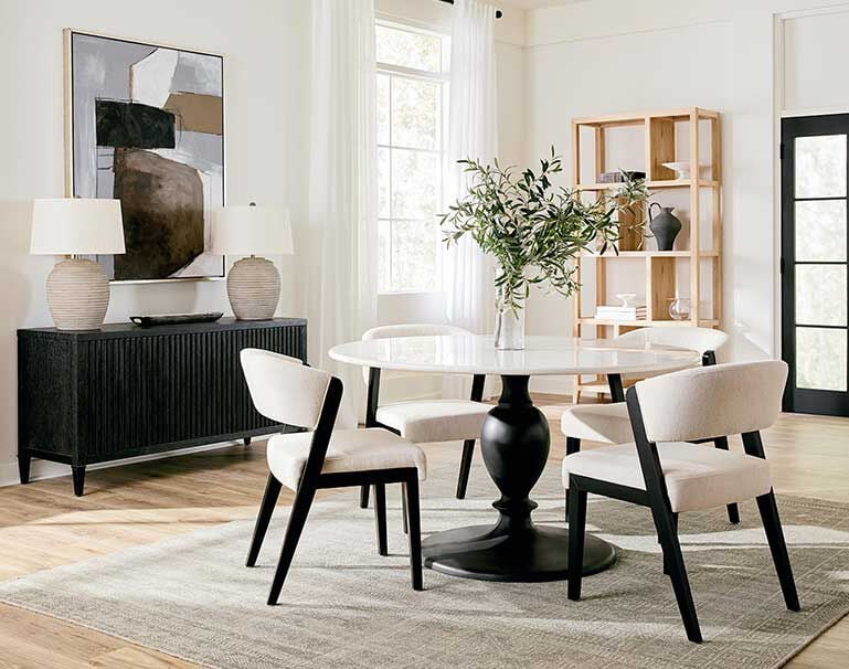 Coventry Dining Table with Asher Chairs